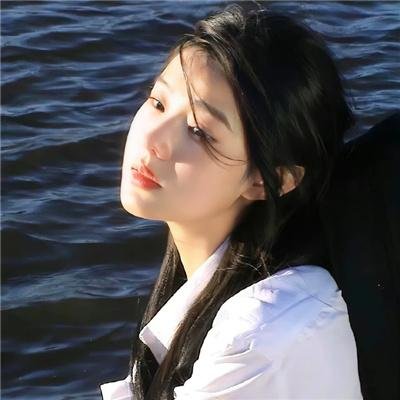 海滩春色