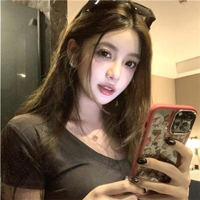 50英尺高的女人